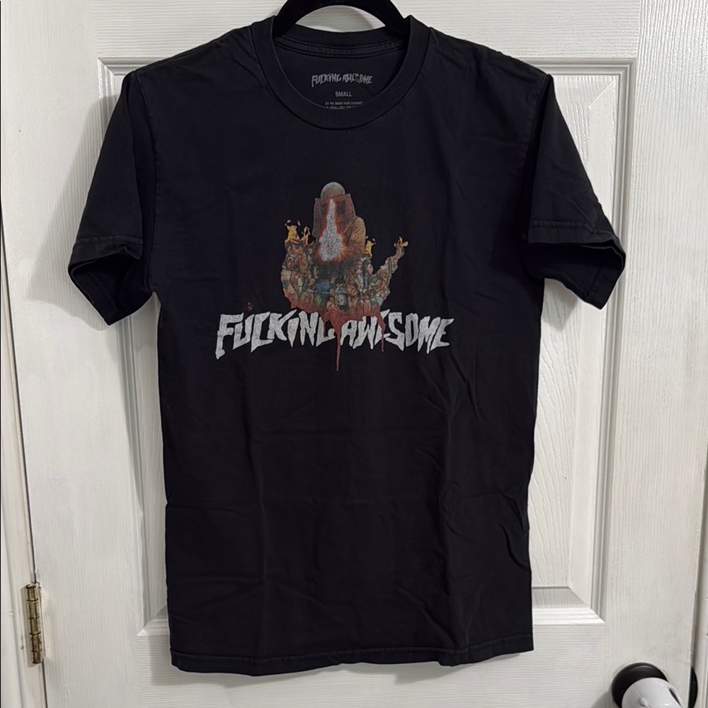 FA VINTAGE Black Short Sleeve Graphic Tee